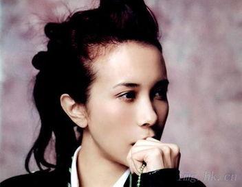 明星家世显赫,揭秘家世显赫的璀璨星途