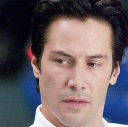 基努里维斯八卦,揭秘好莱坞巨星不为人知的八卦生活